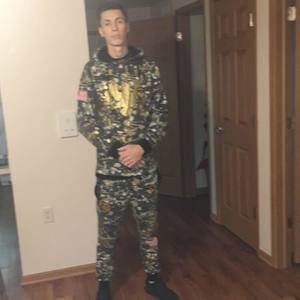 Meet your Posher, Justin